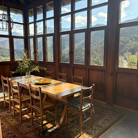 Richard & Suzanne House